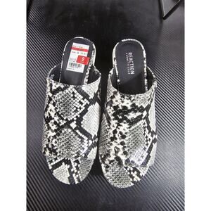 Reaction Kenneth Cole Pepea Slide snakeskin print, Women’s size 9